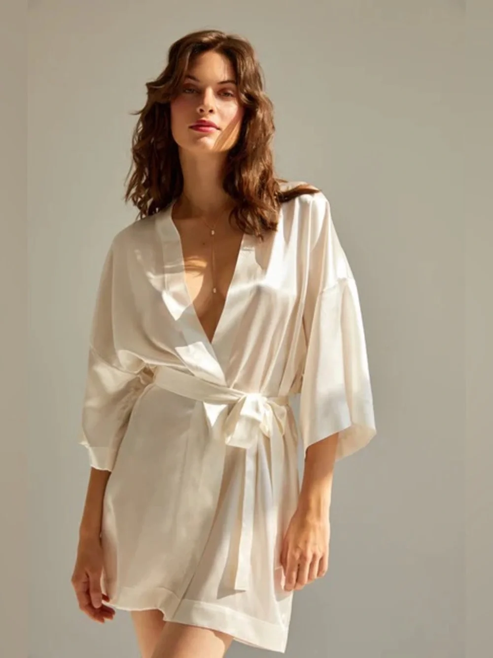 Kiki De Montparnasse Sz XS 100% Silk White Flowy Bridal Short Robe - Picture 1 of 9